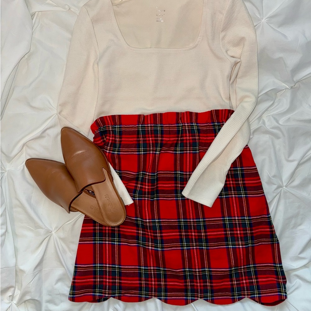 Tartan Plaid A-Line Scallop-Edged skirt EUC